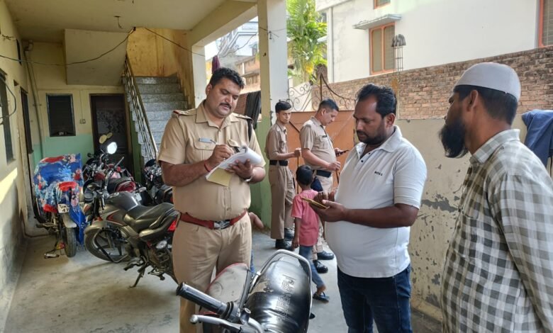102 मकान मालिकों पर कार्रवाई
