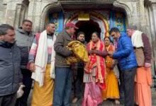 केदारनाथ-बदरीनाथ पहुंचीं सीएम रेखा गुप्ता