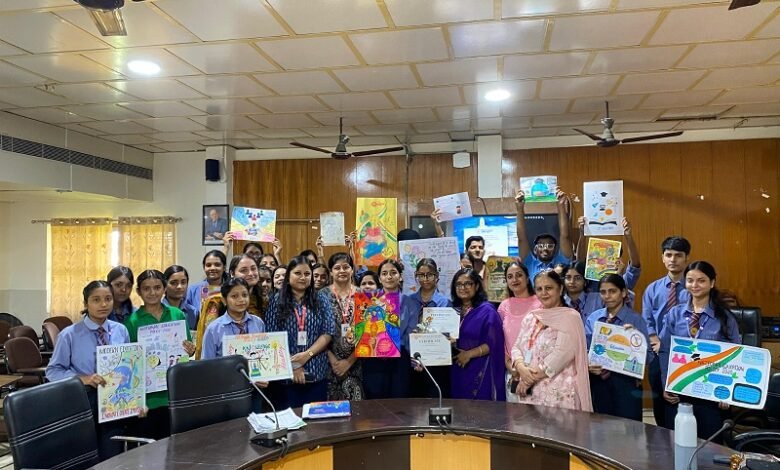 SGRR students painted the National Education Policy