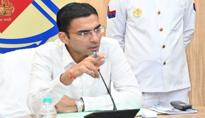 डीएम सविन बंसल ने की सराहना