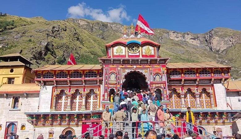 The enthusiasm of devotees broke records during the Badrinath Yatra.