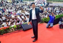 VijaySuitLook